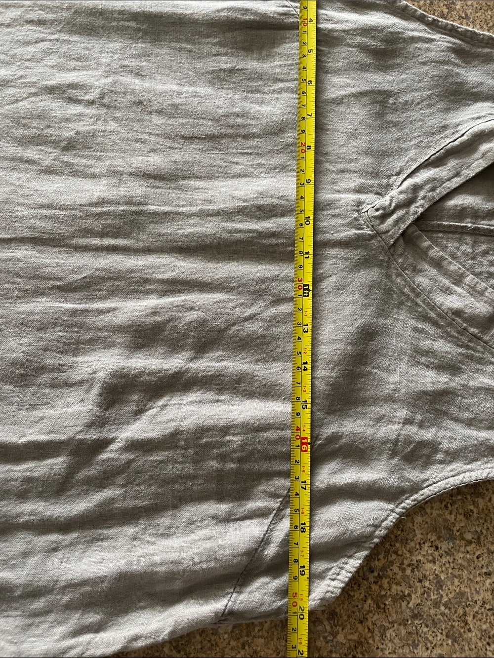 Francesca Bettini Sleeveless V-Neck Linen Dress in Light Gray - Picture 9 of 9